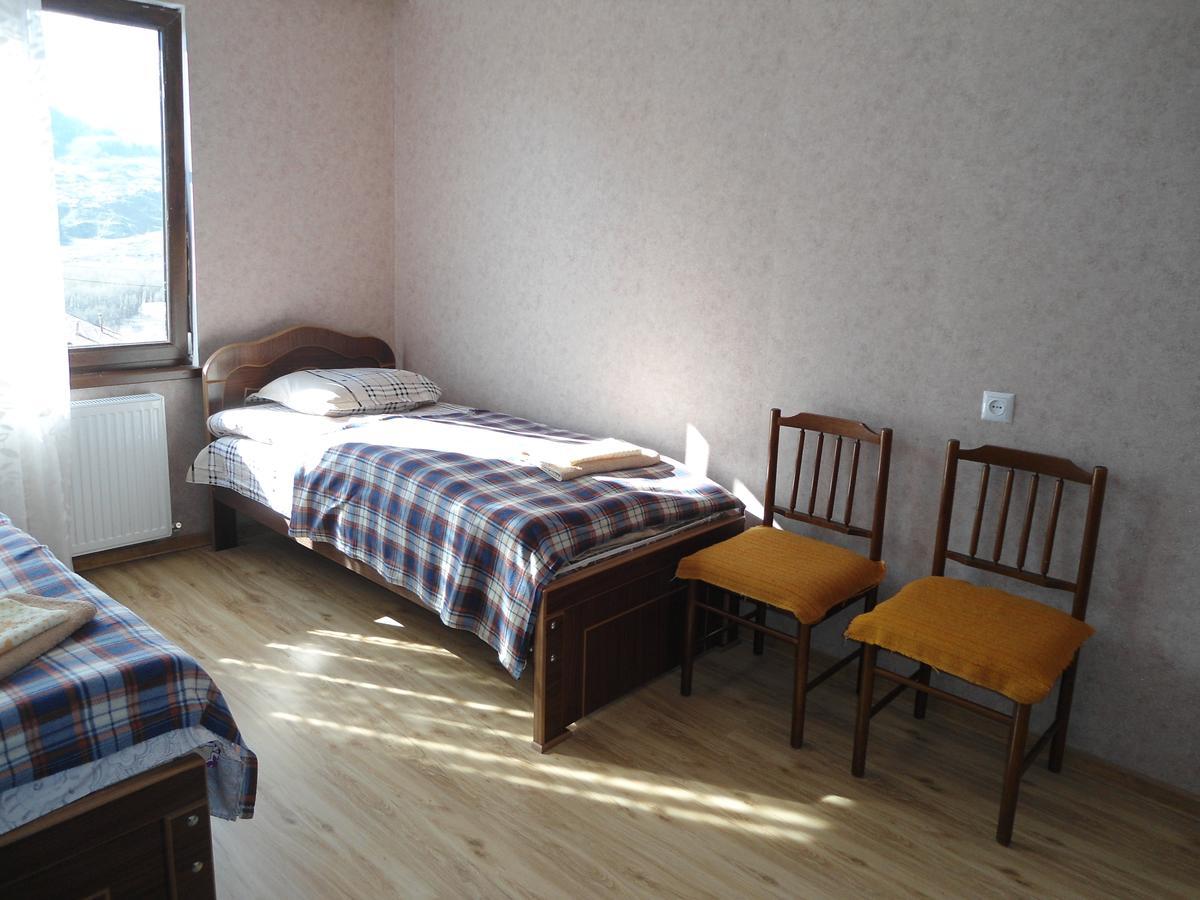 קזבגי Guest House Sunset מראה חיצוני תמונה